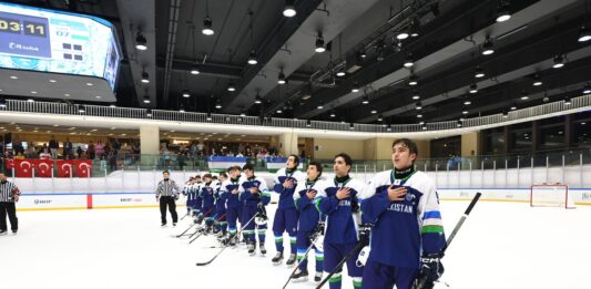 Сборная Узбекистана U-18 по хоккею