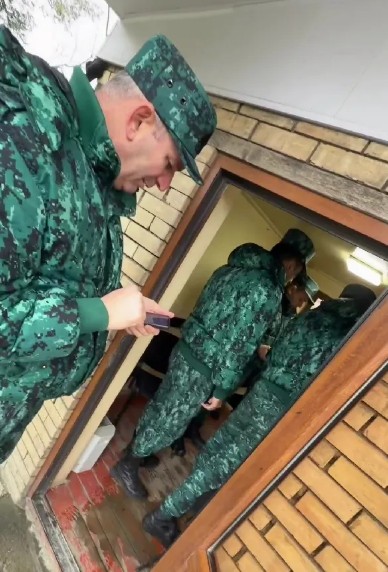 Пограничники