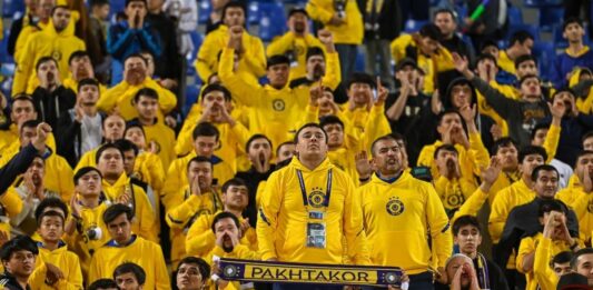 Pakhtakor fans. Photo: FC Pakhtakor